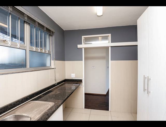 2 BEDROOM SECTIONAL TITLE FOR SALE IN ESSENWOOD